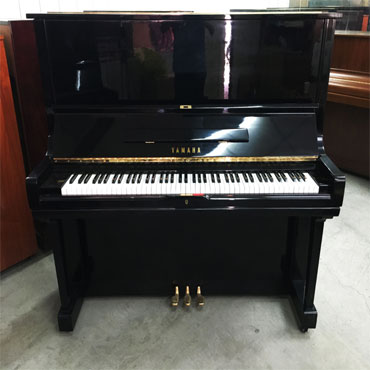 YAMAHA  U3